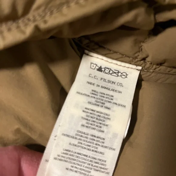 Filson Red Puffer Jacket - Picture 8 of 8